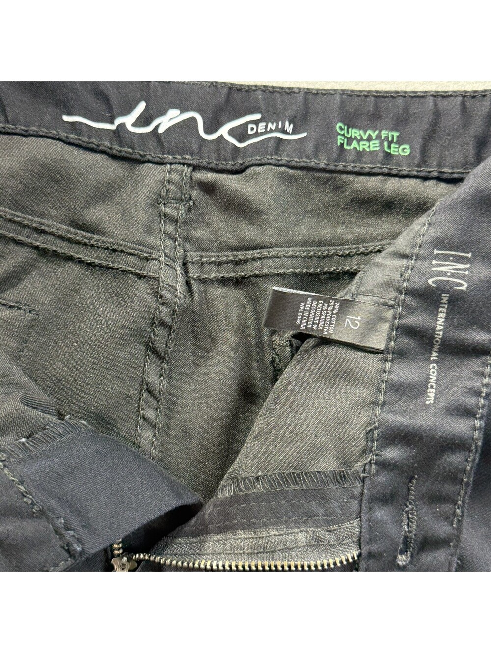 INC International Concepts Women’s Black Denim Curvy Fit Flare Leg Jeans size 12